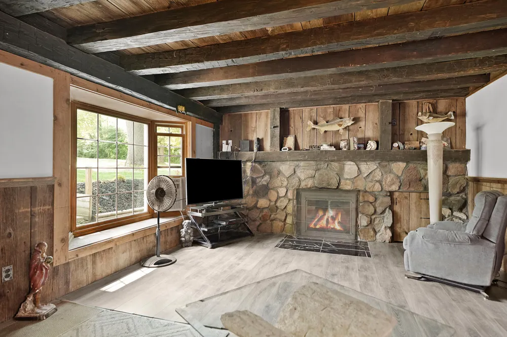 16223 Bass Lake Avenue NE Spencer Township, MI 49326