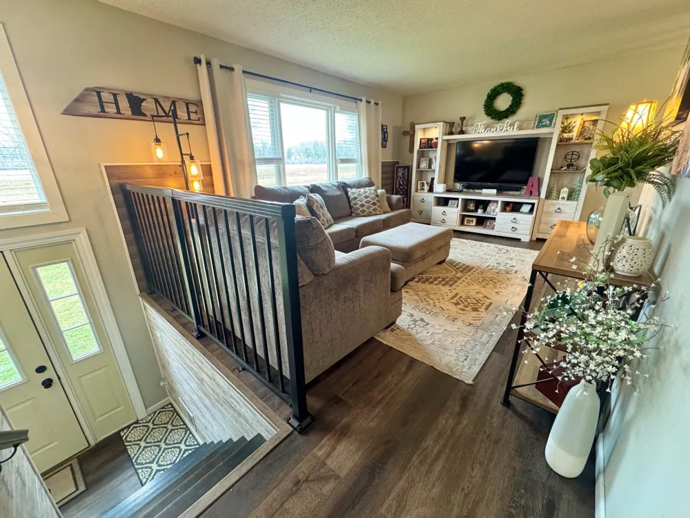 501 Hawthorne Drive Marshall, MN 56258