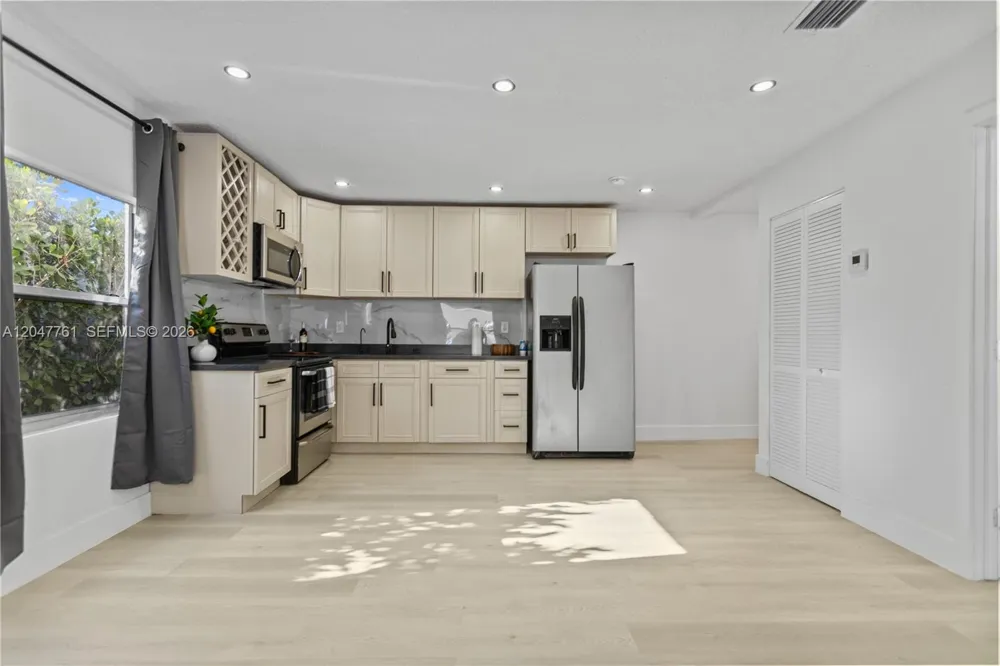 171 W 13th St #171 Hialeah, FL 33010