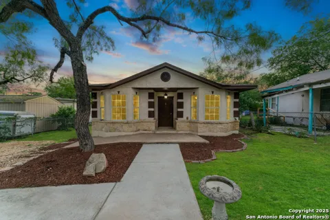 451 SAN JOAQUIN AVE