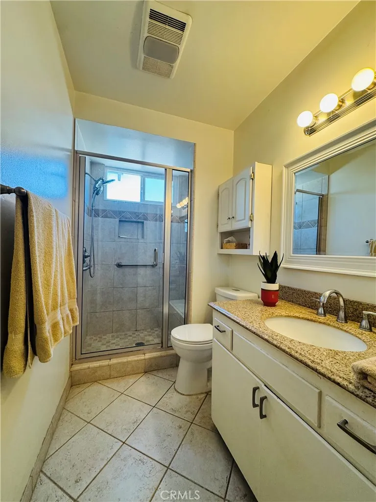 320 S Victoria Corona, CA 92879