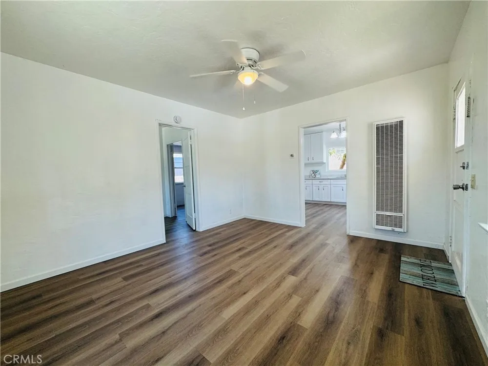 320 S Victoria Corona, CA 92879