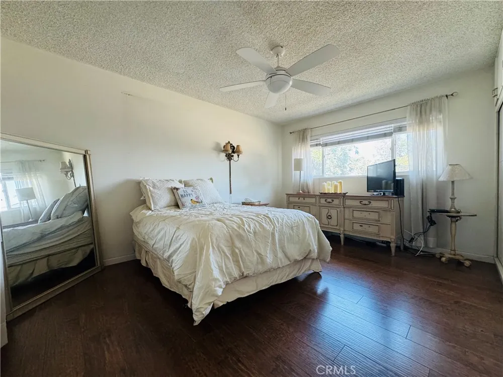 320 S Victoria Corona, CA 92879