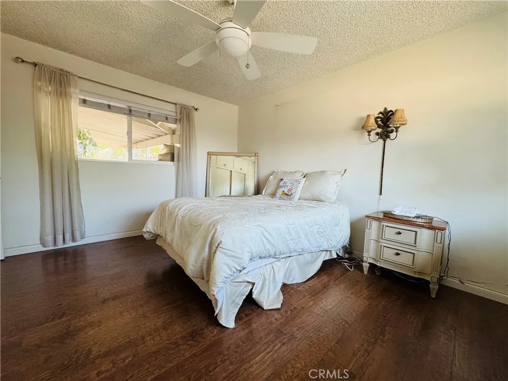 320 S Victoria Corona, CA 92879