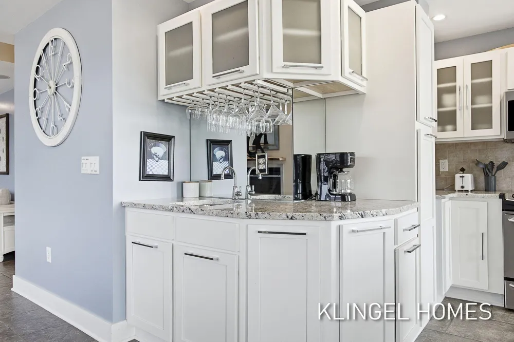 22 S Harbor Drive #202 Grand Haven City, MI 49417