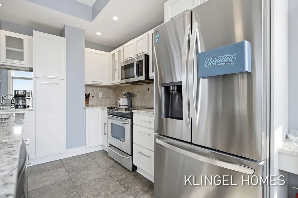 22 S Harbor Drive #202 Grand Haven City, MI 49417