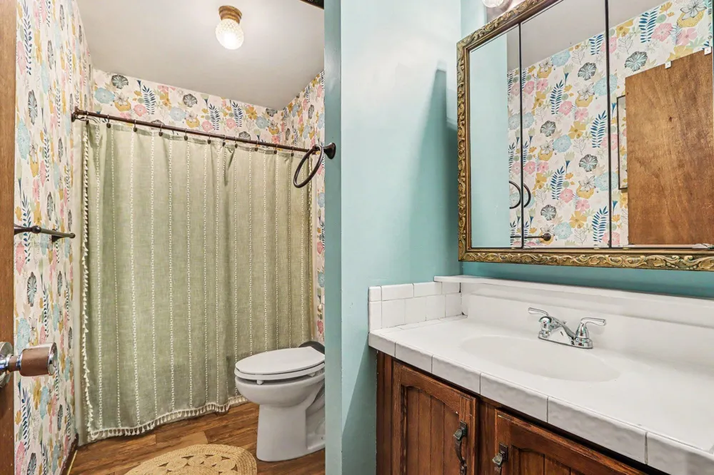 34792 Mill Lake Road Bloomingdale Township, MI 49055