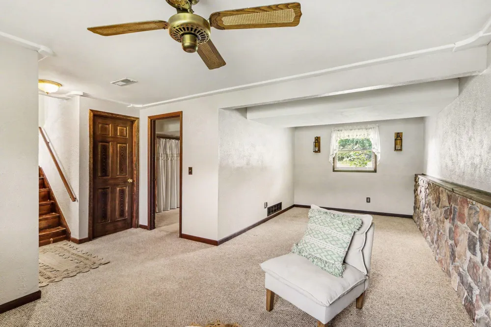 34792 Mill Lake Road Bloomingdale Township, MI 49055
