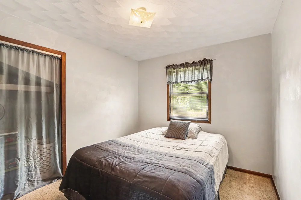 34792 Mill Lake Road Bloomingdale Township, MI 49055