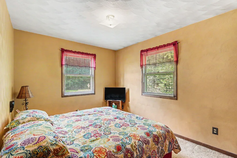 34792 Mill Lake Road Bloomingdale Township, MI 49055