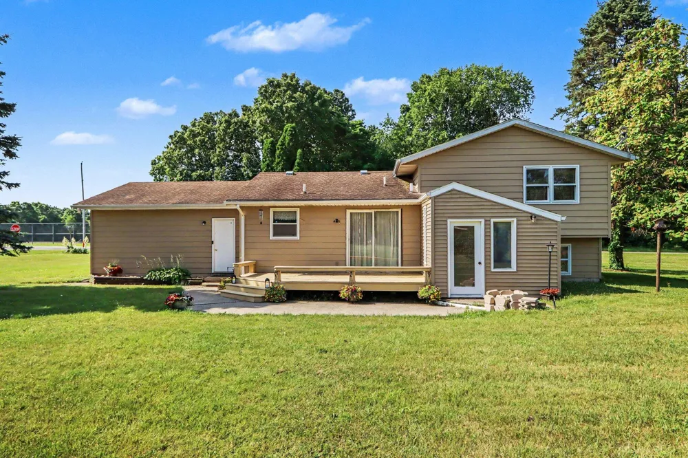 34792 Mill Lake Road Bloomingdale Township, MI 49055