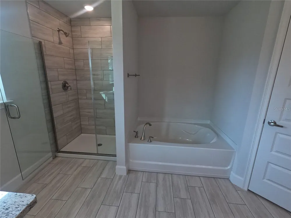 36861 HIDDEN VIEW CIRCLE Dade City, FL 33523
