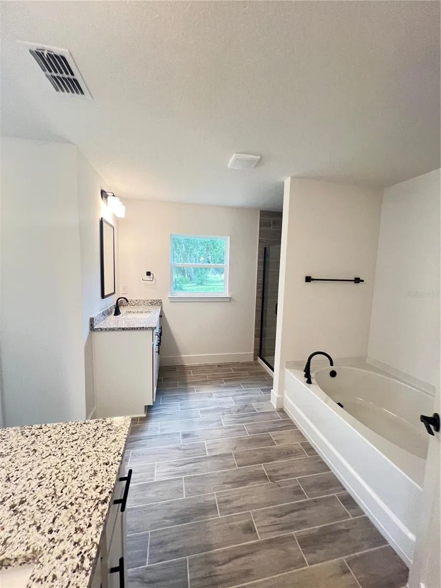 36861 HIDDEN VIEW CIRCLE Dade City, FL 33523