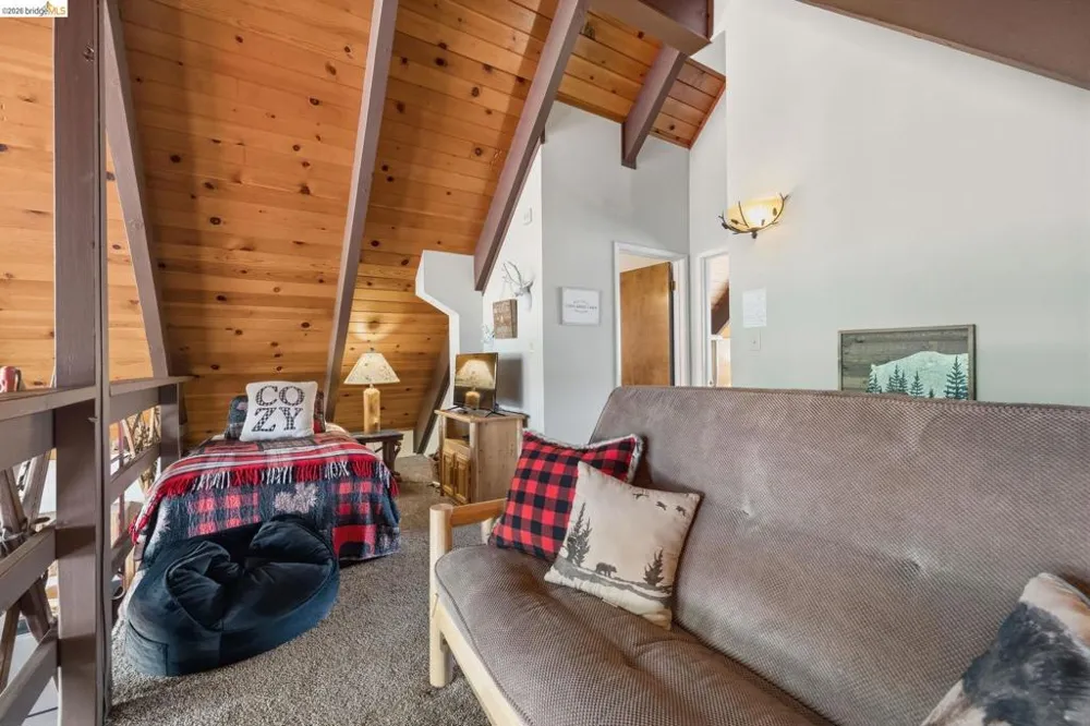 24255 Black Oak Ct Mi Wuk Village, CA 95346