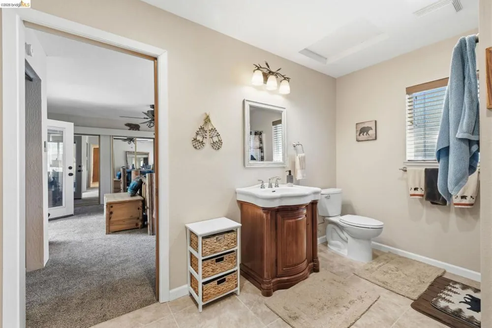 24255 Black Oak Ct Mi Wuk Village, CA 95346