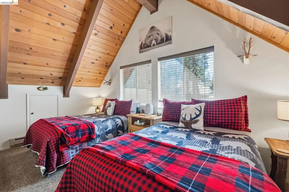 24255 Black Oak Ct Mi Wuk Village, CA 95346
