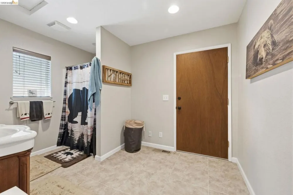 24255 Black Oak Ct Mi Wuk Village, CA 95346
