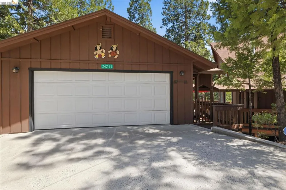 24255 Black Oak Ct Mi Wuk Village, CA 95346