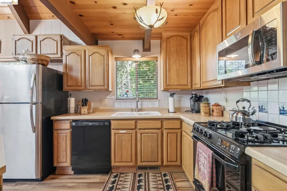 24255 Black Oak Ct Mi Wuk Village, CA 95346