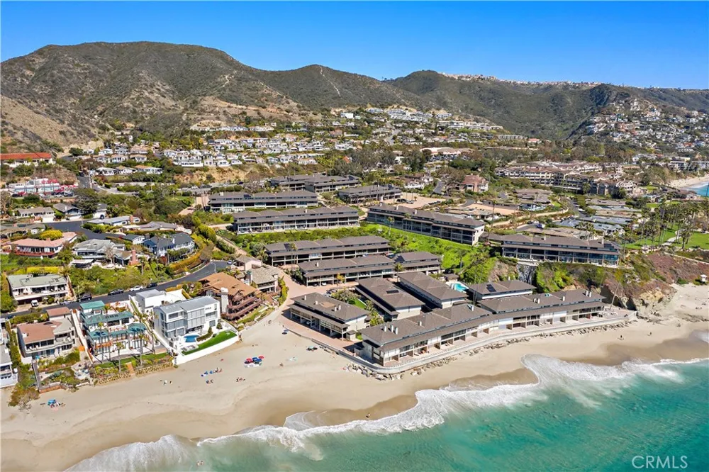 37 Blue Lagoon Laguna Beach, CA 92651