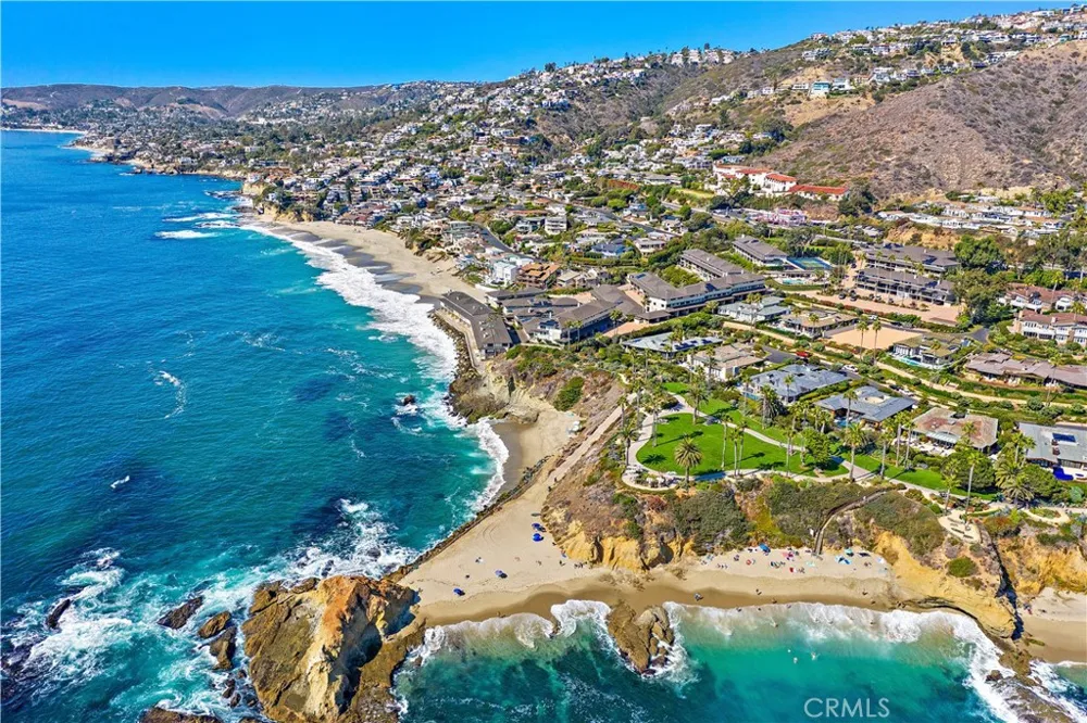 37 Blue Lagoon Laguna Beach, CA 92651