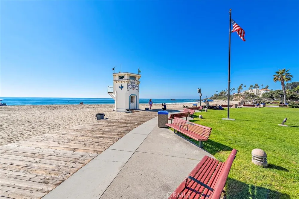 37 Blue Lagoon Laguna Beach, CA 92651