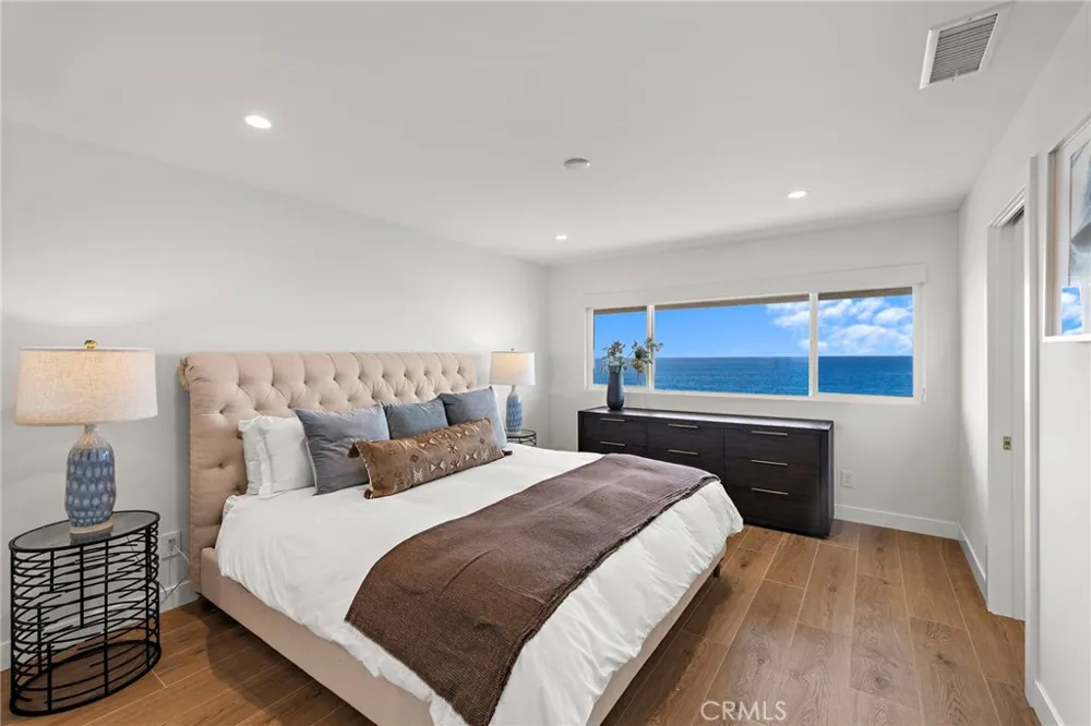 37 Blue Lagoon Laguna Beach, CA 92651