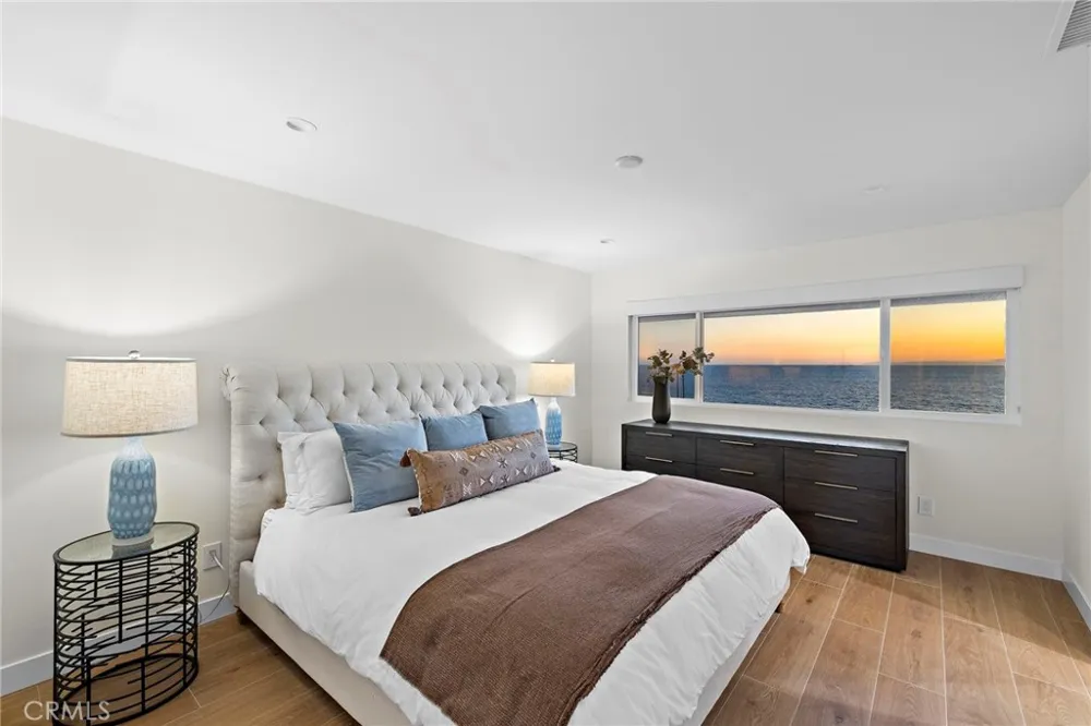 37 Blue Lagoon Laguna Beach, CA 92651