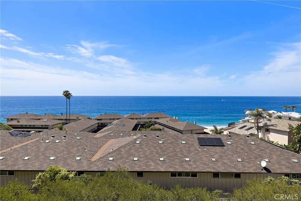 37 Blue Lagoon Laguna Beach, CA 92651