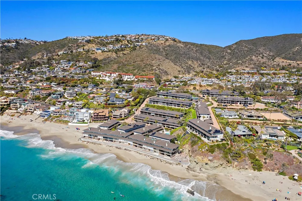 37 Blue Lagoon Laguna Beach, CA 92651