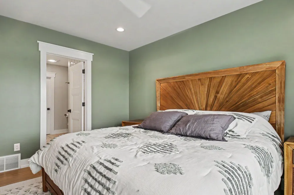 31218 Curran Beach Road Dowagiac, MI 49047