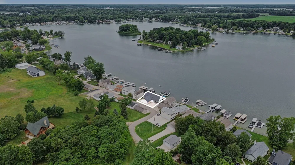 31218 Curran Beach Road Dowagiac, MI 49047