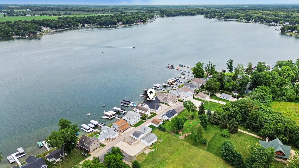31218 Curran Beach Road Dowagiac, MI 49047