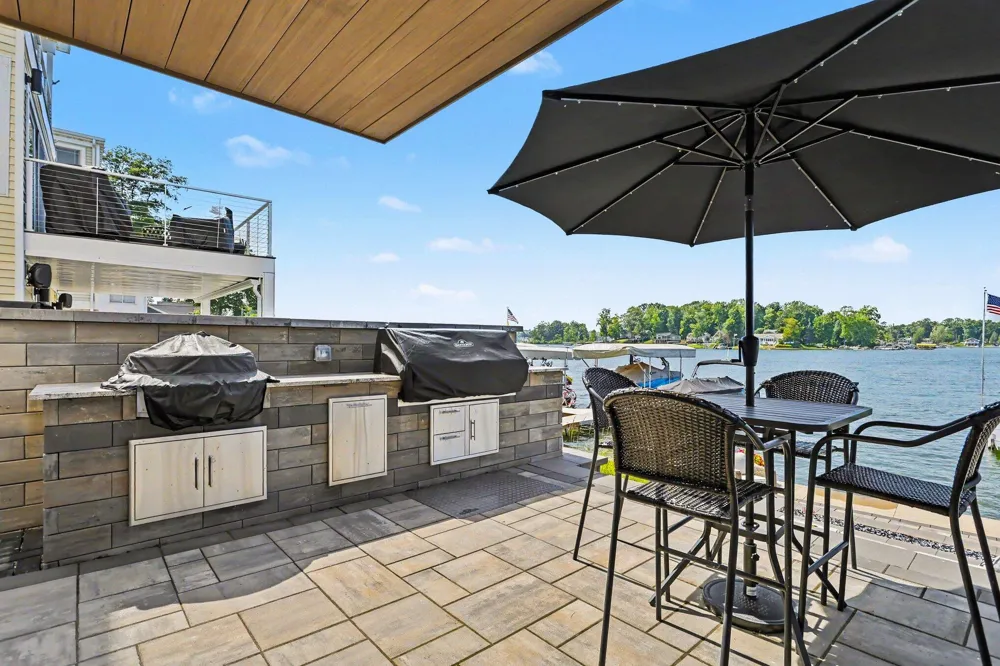 31218 Curran Beach Road Dowagiac, MI 49047