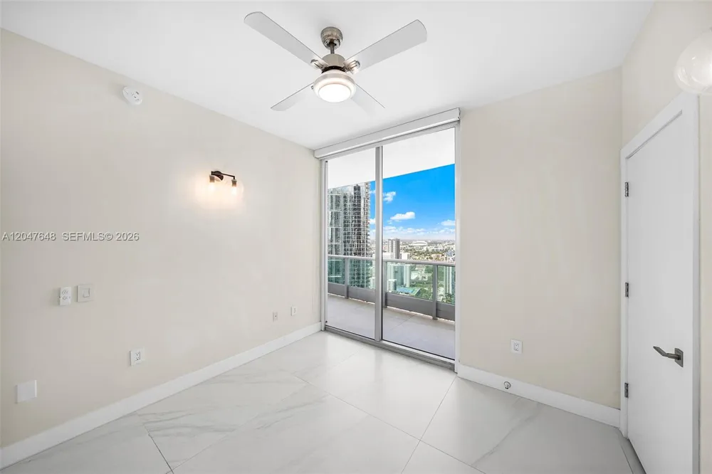 900 Biscayne Blvd #4202 Miami, FL 33132