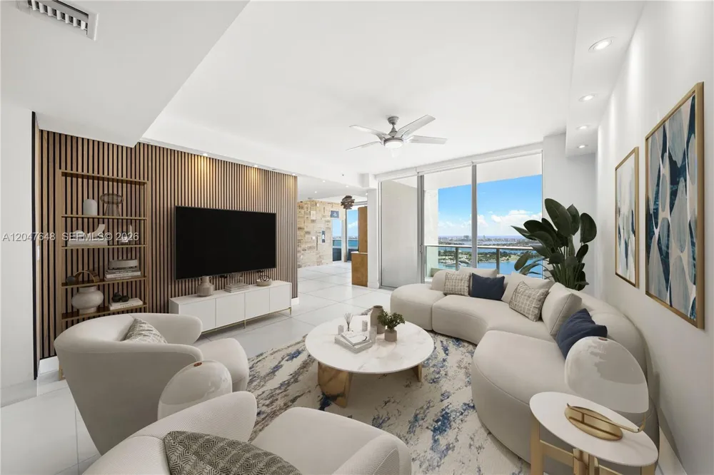 900 Biscayne Blvd #4202 Miami, FL 33132