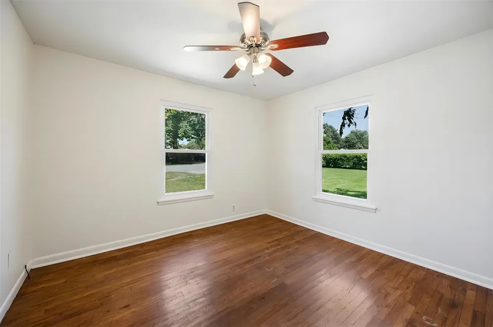 112 W Oconnell Street Howe, TX 75459