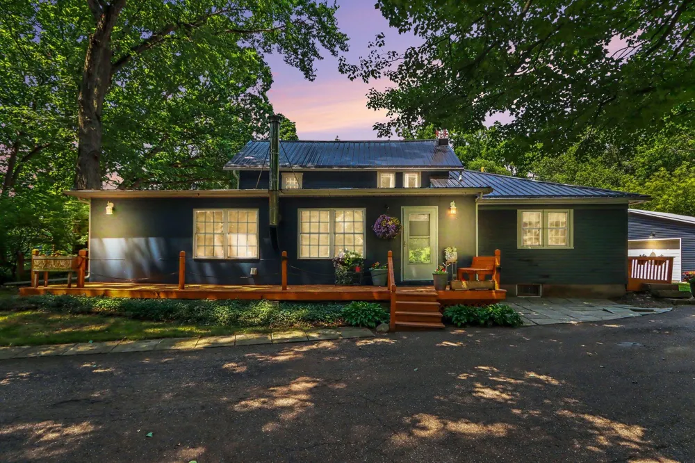 24254 80th Avenue Lawton, MI 49065