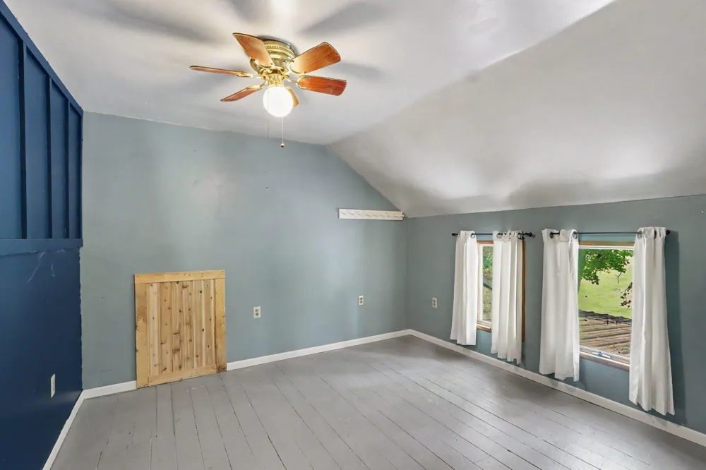 24254 80th Avenue Lawton, MI 49065