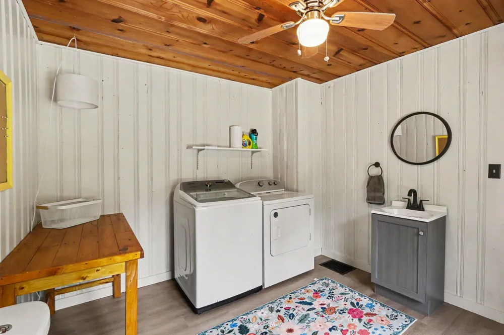 24254 80th Avenue Lawton, MI 49065