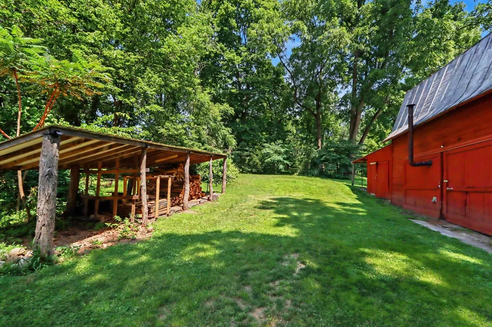 24254 80th Avenue Lawton, MI 49065