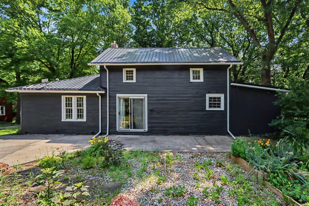 24254 80th Avenue Lawton, MI 49065