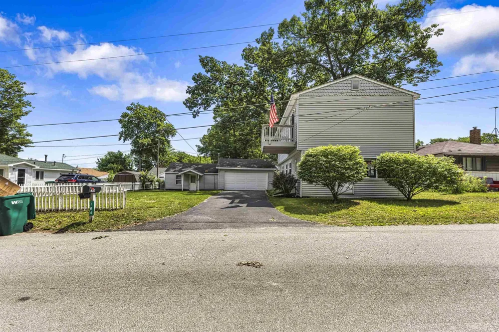 104 Jefferson Avenue Denton Township, MI 48629