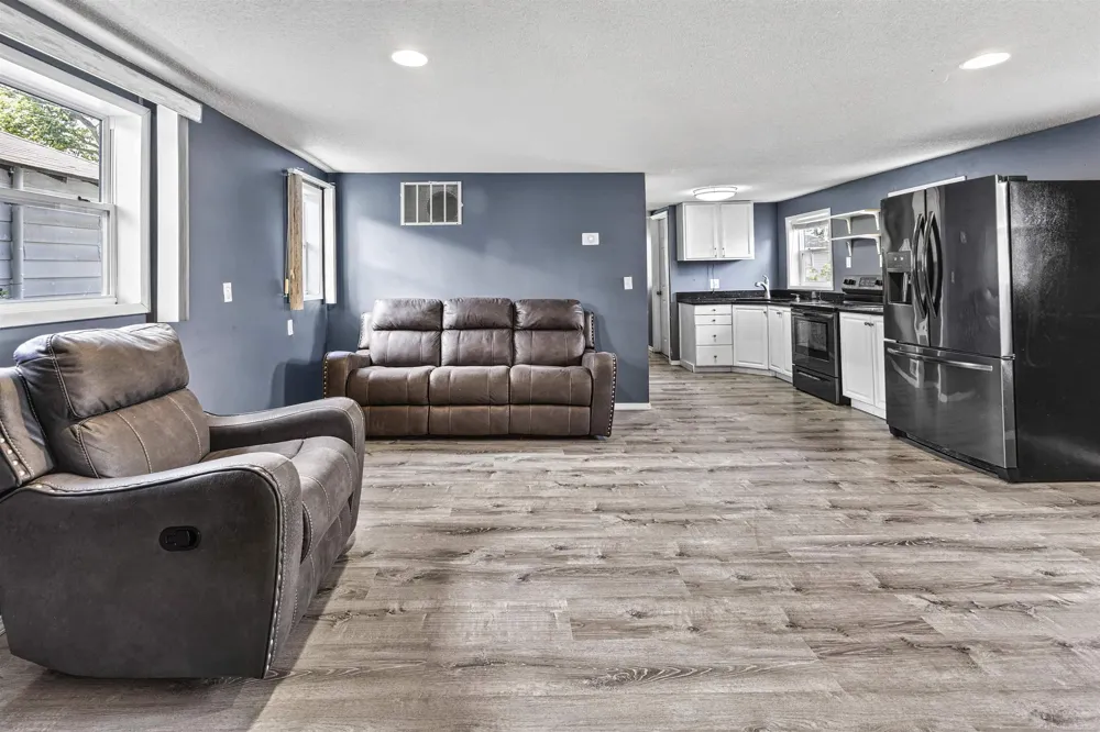 104 Jefferson Avenue Denton Township, MI 48629