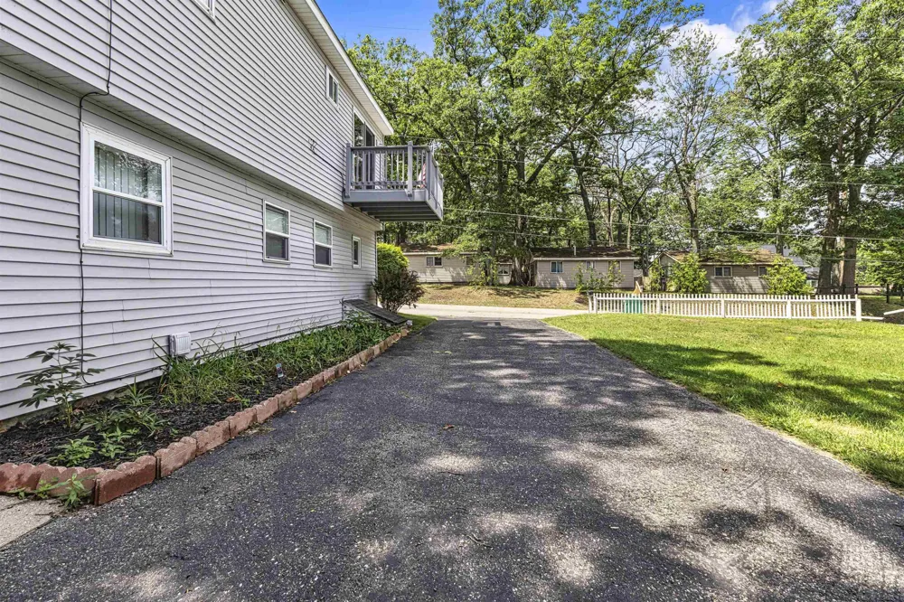 104 Jefferson Avenue Denton Township, MI 48629