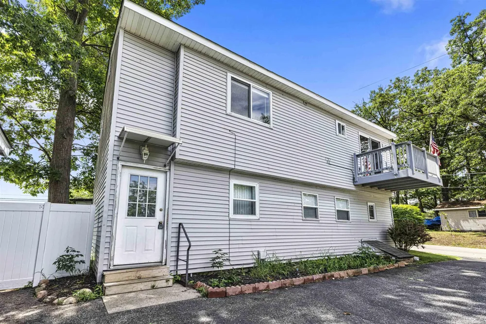 104 Jefferson Avenue Denton Township, MI 48629