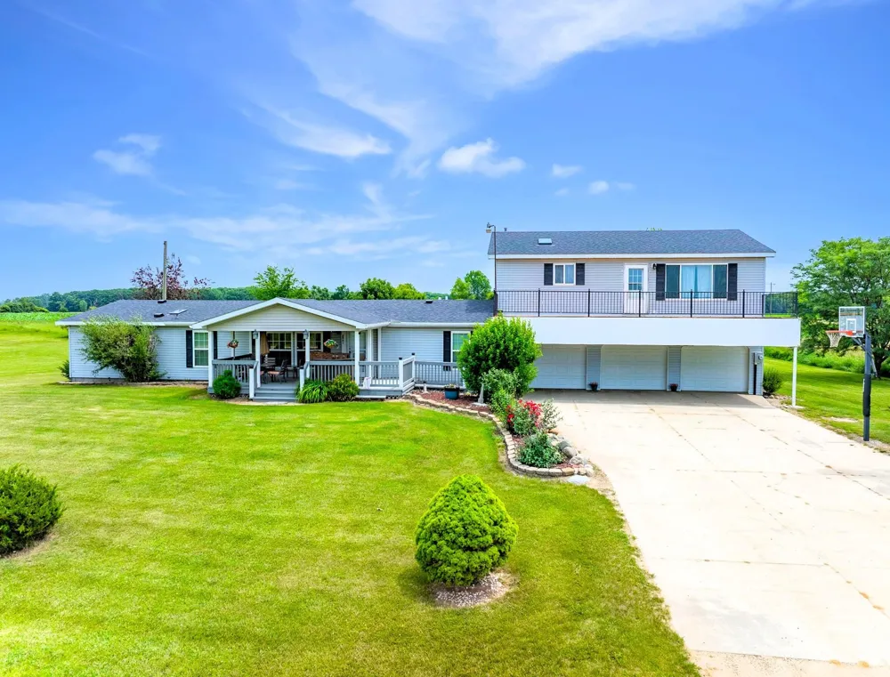 8941 S Mission Road Lincoln Township, MI 48858