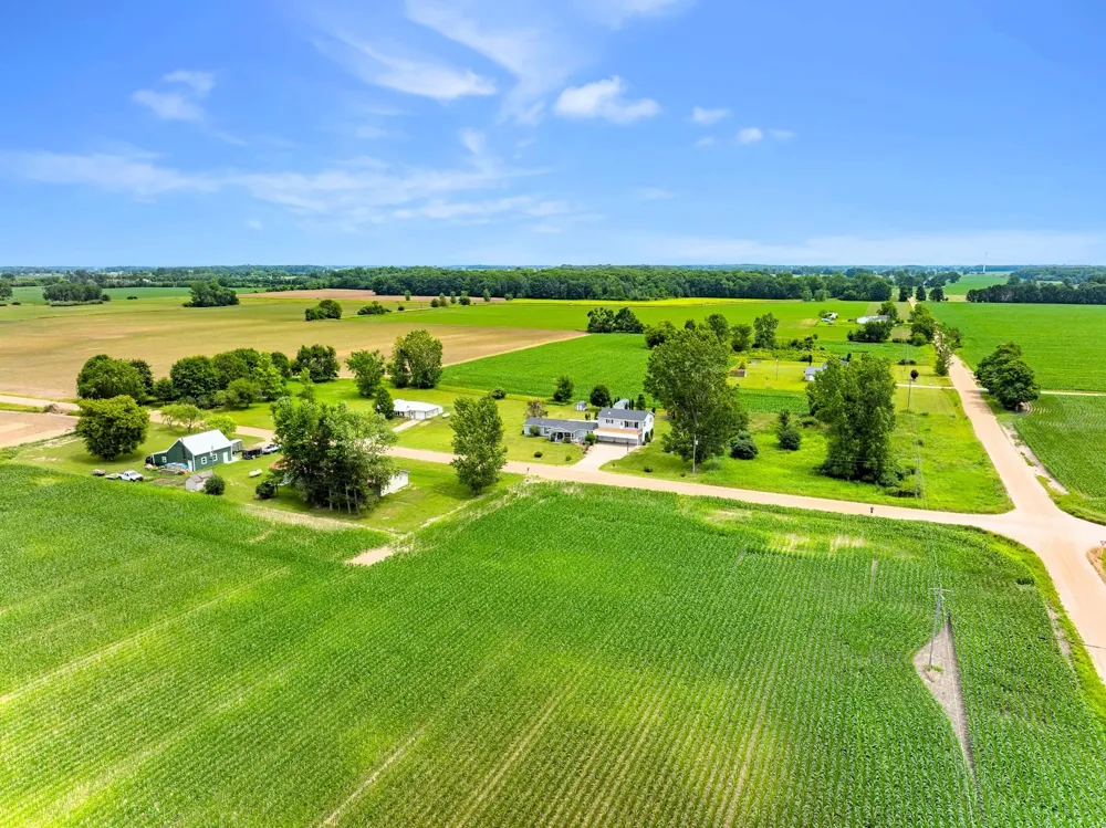 8941 S Mission Road Lincoln Township, MI 48858