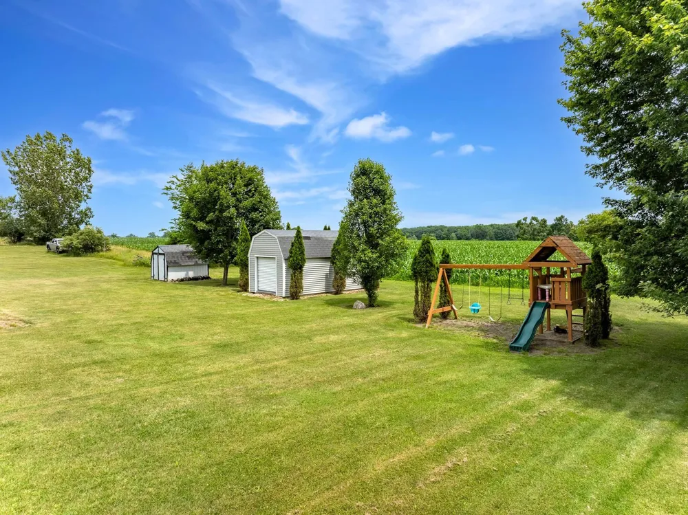 8941 S Mission Road Lincoln Township, MI 48858