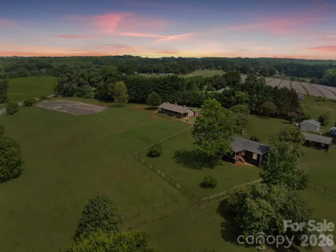 1541 Sandy Springs Road